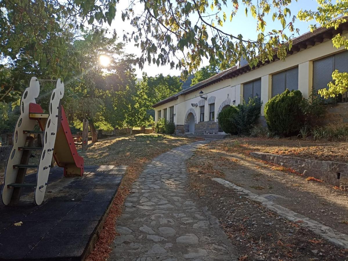 Albergue De Siresa المظهر الخارجي الصورة